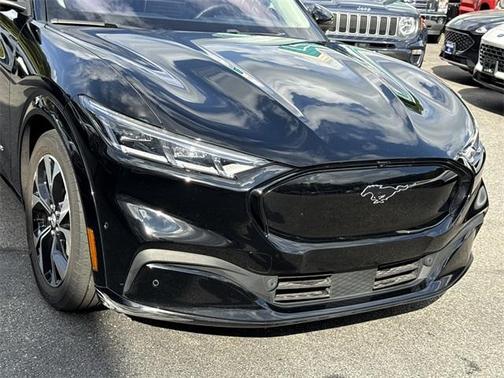 2022 Ford Mustang Mach-E Premium