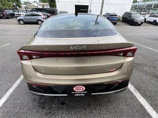 2022 Kia K5 EX