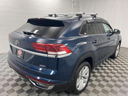 2021 Volkswagen Atlas Cross Sport 2.0T SE w/Technology