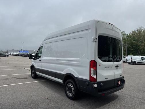 2015 Ford Transit-250 Base