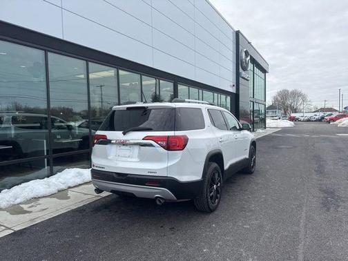 2019 GMC Acadia SLT-1