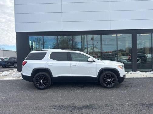 2019 GMC Acadia SLT-1