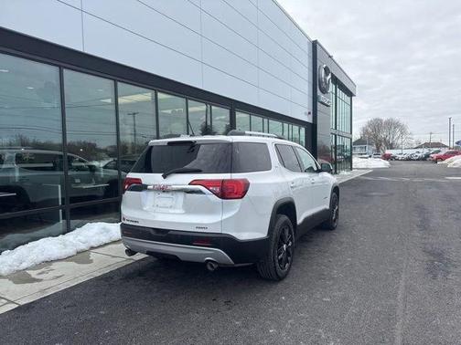 2019 GMC Acadia SLT-1