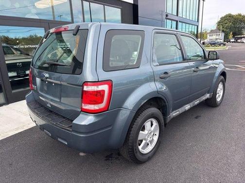 2011 Ford Escape XLS
