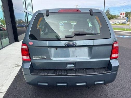 2011 Ford Escape XLS