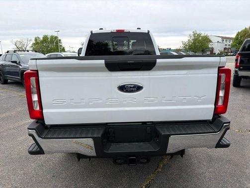 Oxford White 2026 Ford F-350 XL