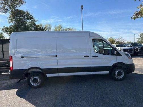2025 Ford Transit-250 148 WB Medium Roof Cargo