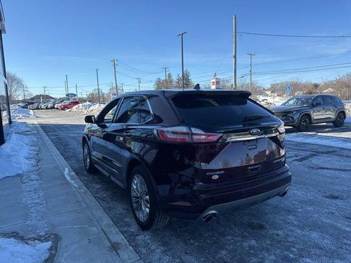 2020 Ford Edge Titanium