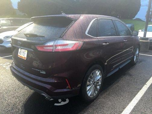 2020 Ford Edge Titanium