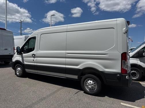 2025 Ford Transit-250 148 WB Medium Roof Cargo