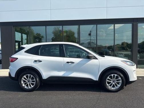 2022 Ford Escape S