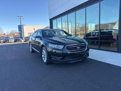 2015 Ford Taurus Limited