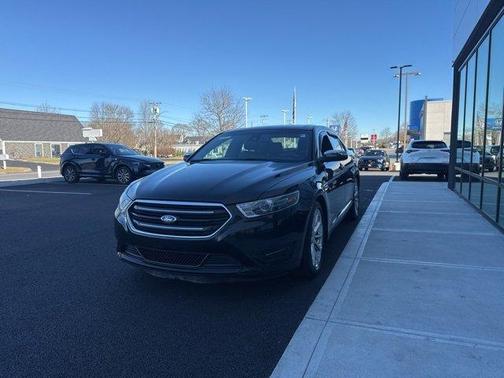 2015 Ford Taurus Limited