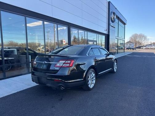 2015 Ford Taurus Limited