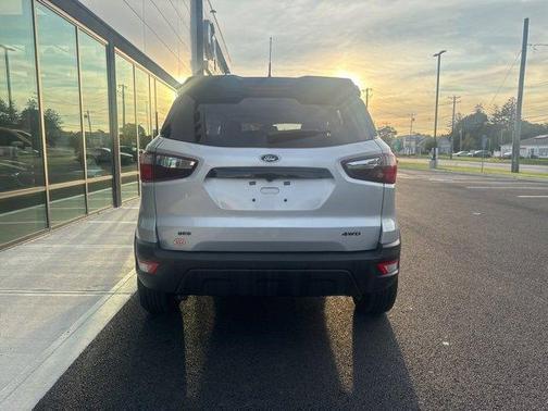2022 Ford EcoSport SES