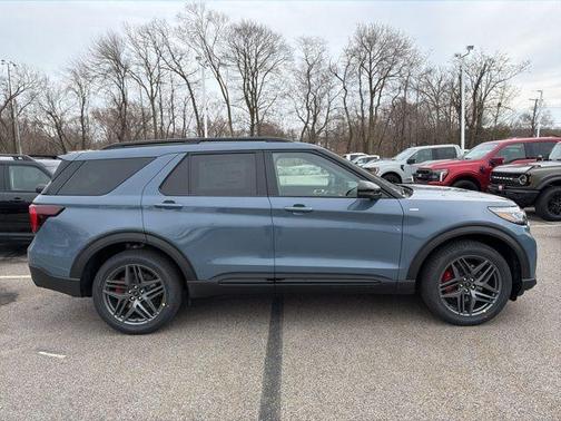 Vapor Blue Metallic 2026 Ford Explorer ST-Line