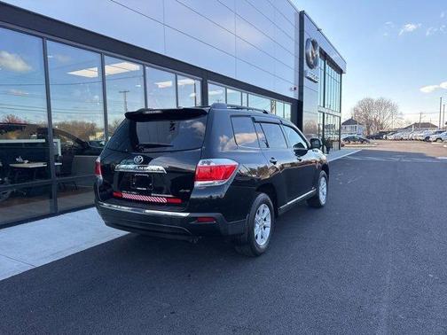 2013 Toyota Highlander Base Plus