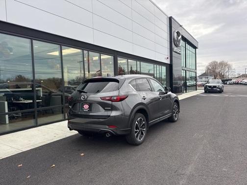 2023 Mazda CX-5 Premium Plus