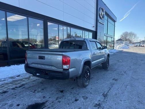 2017 Toyota Tacoma SR5