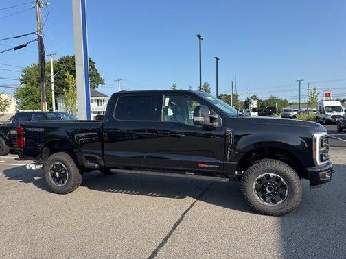 2025 Ford F-350 Lariat Super Duty