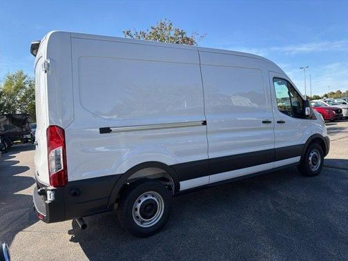2025 Ford Transit-250 148 WB Medium Roof Cargo