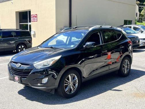 2015 Hyundai TUCSON SE