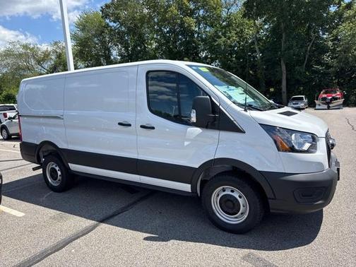 2025 Ford Transit-250 
