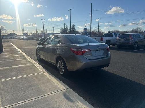 Brown 2014 Toyota Corolla LE Premium