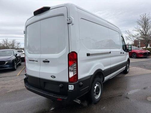 2026 Ford Transit-250 148 WB Medium Roof Cargo