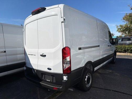 2025 Ford Transit-250 148 WB Medium Roof Cargo