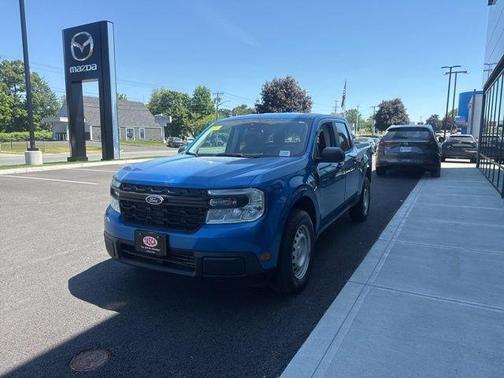 Blue Metallic 2022 Ford Maverick XL