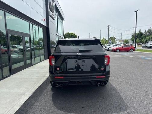 Black Metallic 2020 Ford Explorer ST