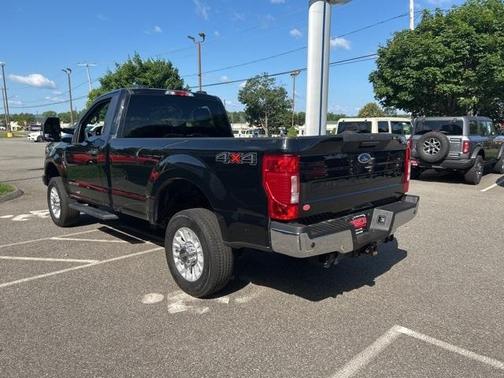 2022 Ford F-350 XLT
