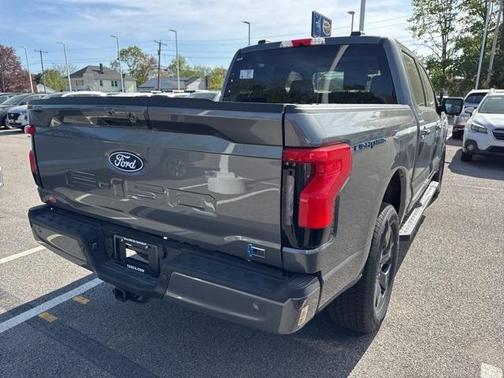 2025 Ford F-150 Lightning Flash