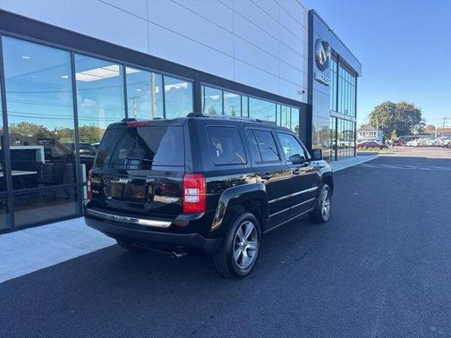 2016 Jeep Patriot Latitude