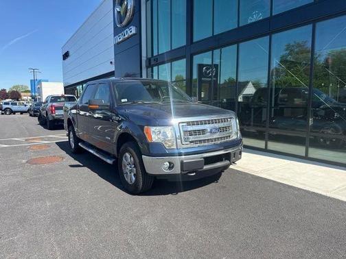 Blue 2013 Ford F-150 XLT