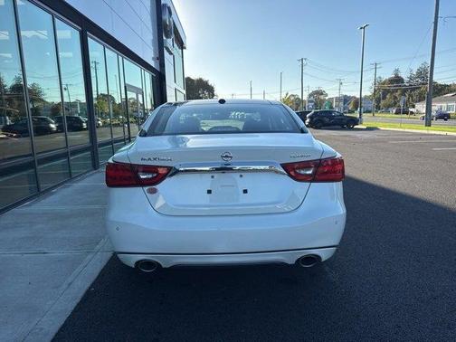2017 Nissan Maxima 3.5 Platinum