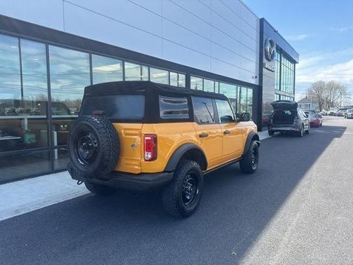 Orange Metallic 2022 Ford Bronco Black Diamond