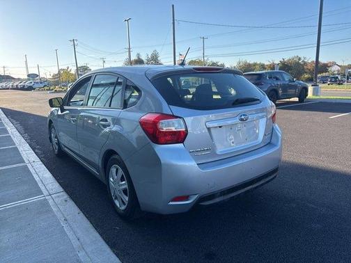 2016 Subaru Impreza 2.0i