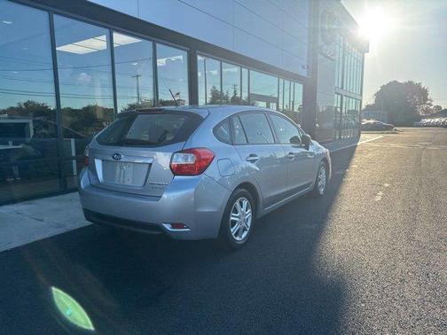 2016 Subaru Impreza 2.0i