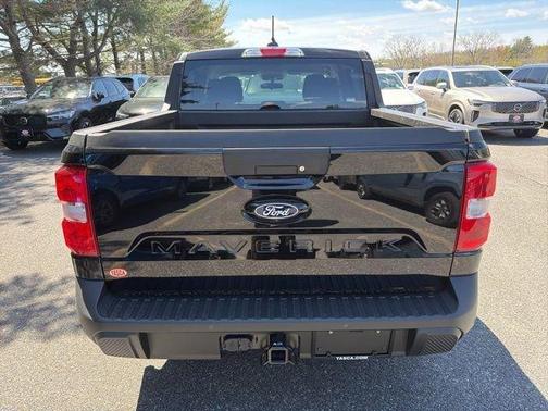 Black 2026 Ford Maverick XLT