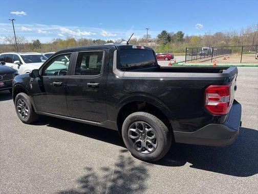 Black 2026 Ford Maverick XLT