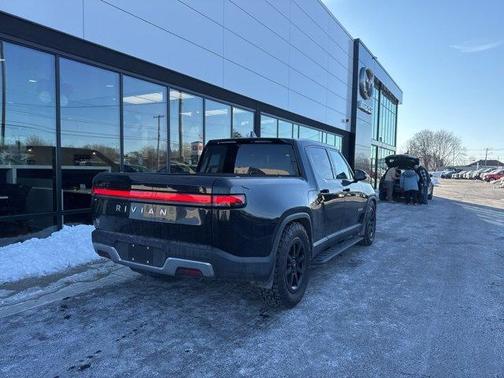 2022 Rivian R1T Adventure Package
