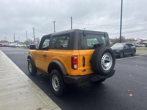 2022 Ford Bronco Base