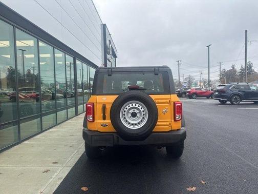 2022 Ford Bronco Base