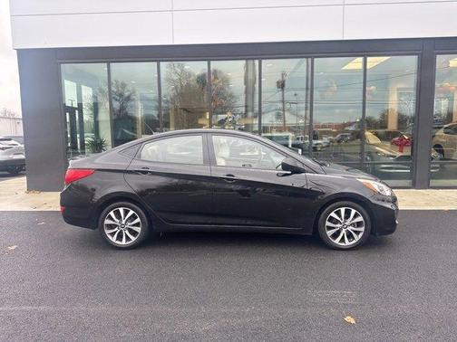 2017 Hyundai Accent Value Edition