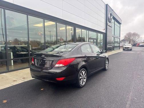 2017 Hyundai Accent Value Edition