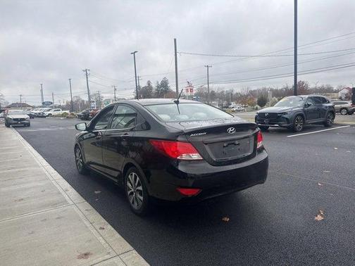 2017 Hyundai Accent Value Edition
