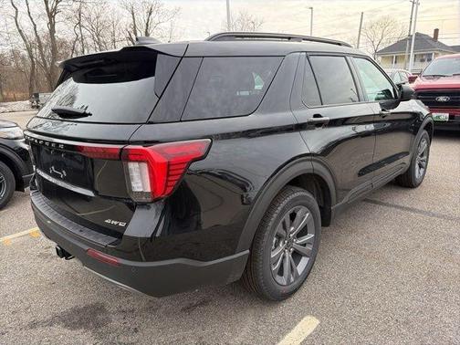 Agate Black Metallic 2026 Ford Explorer Active