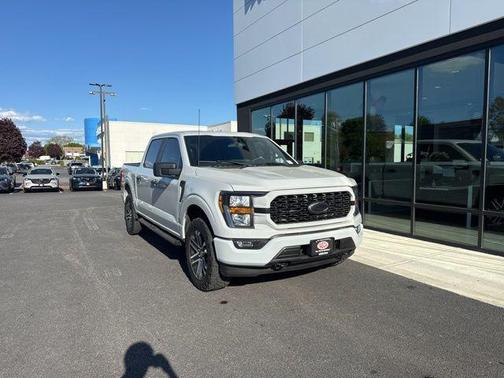 Avalanche 2023 Ford F-150 XL